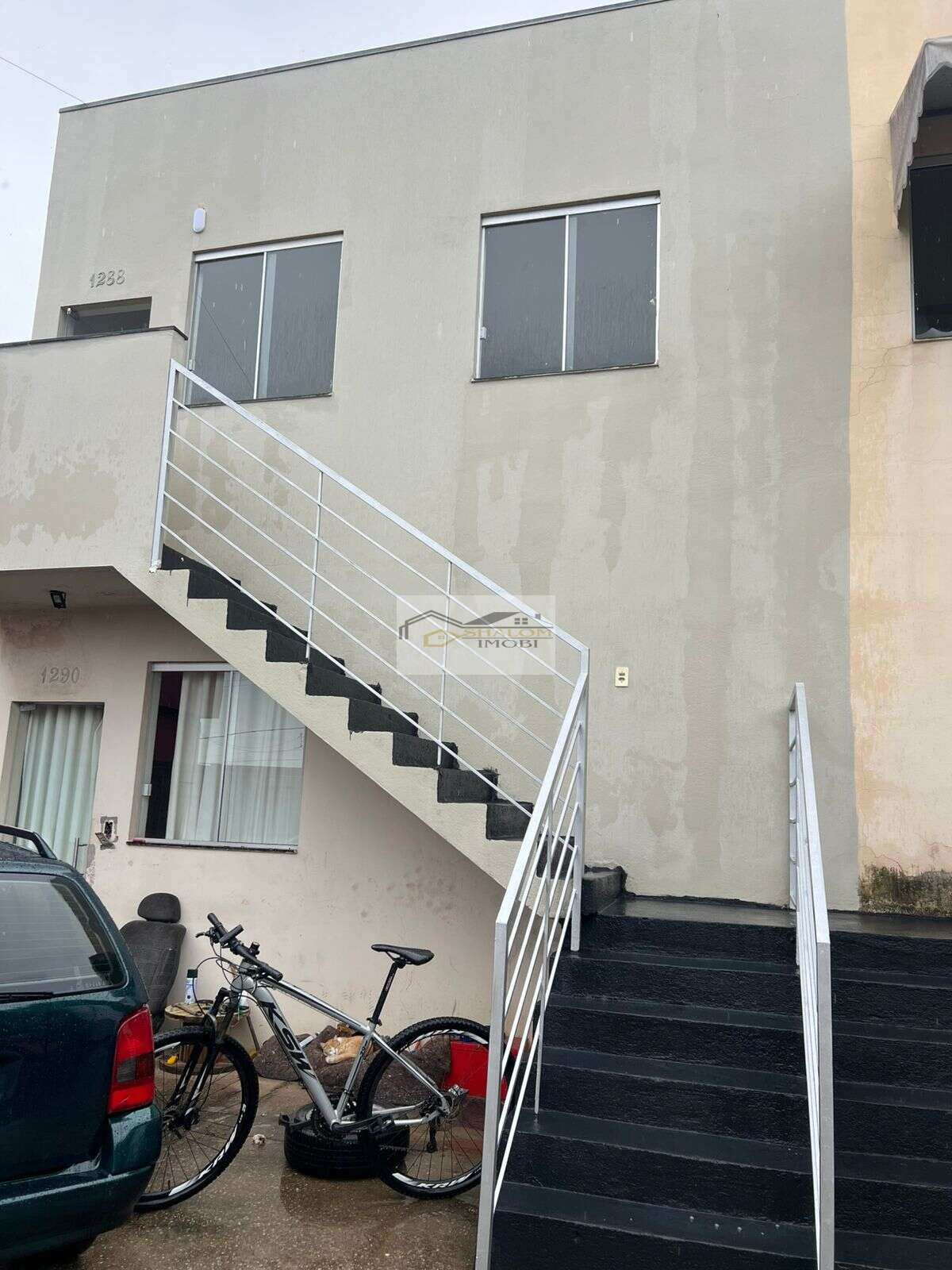 Sobrado em condomínio à venda em Divinópolis, Jardim Candidés, com 3 quartos