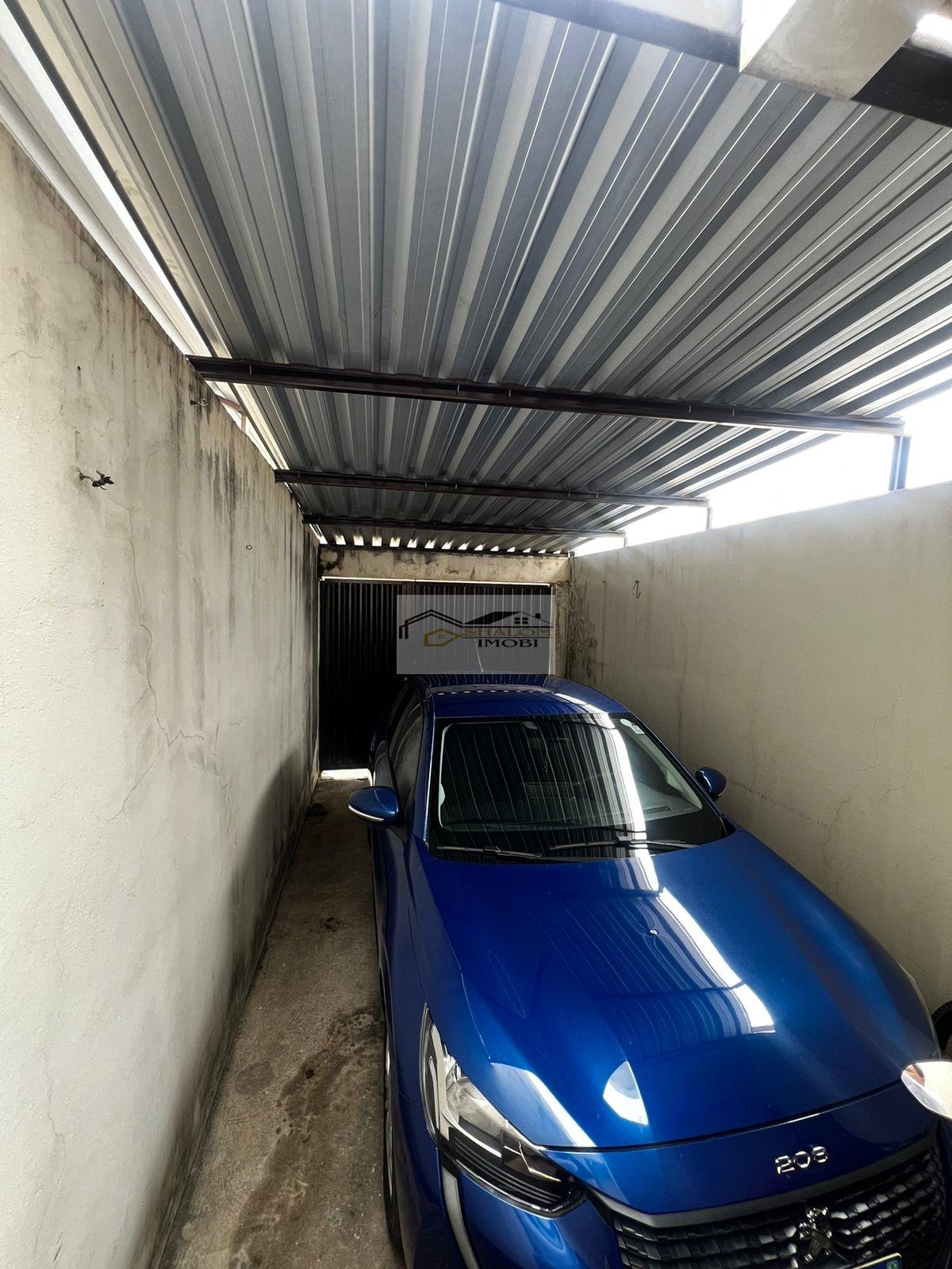 Sobrado com 3 quartos, à venda em Divinópolis, Marisa Pardini